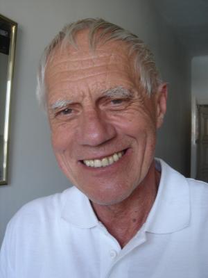 dr. Apor Péter